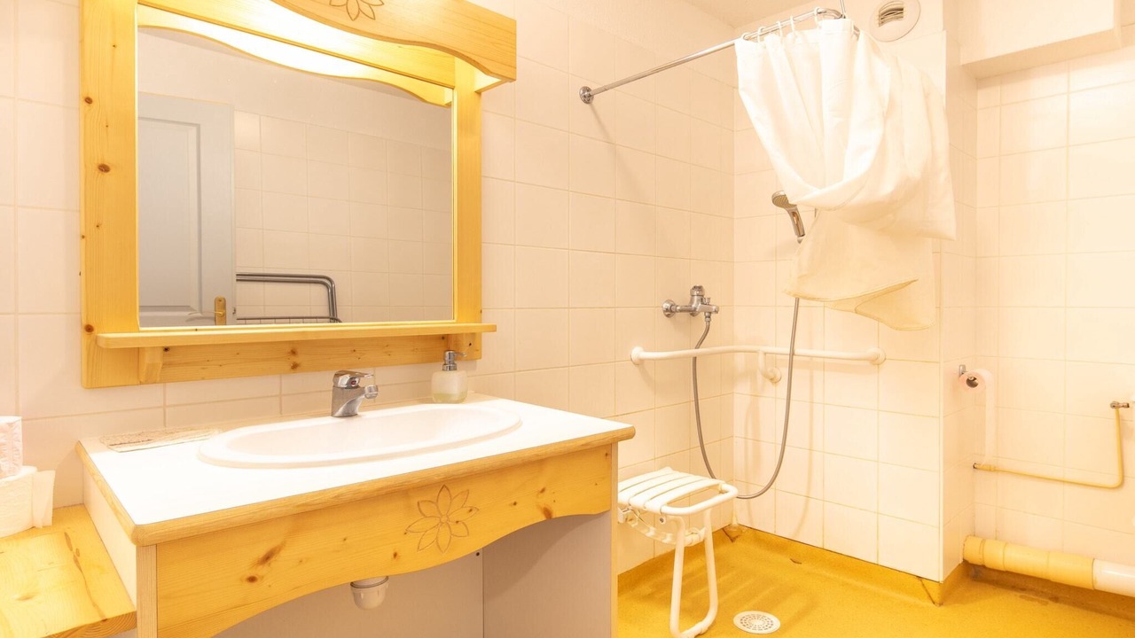 Photo of Bathroom in Saint-Sorlin-d'Arves