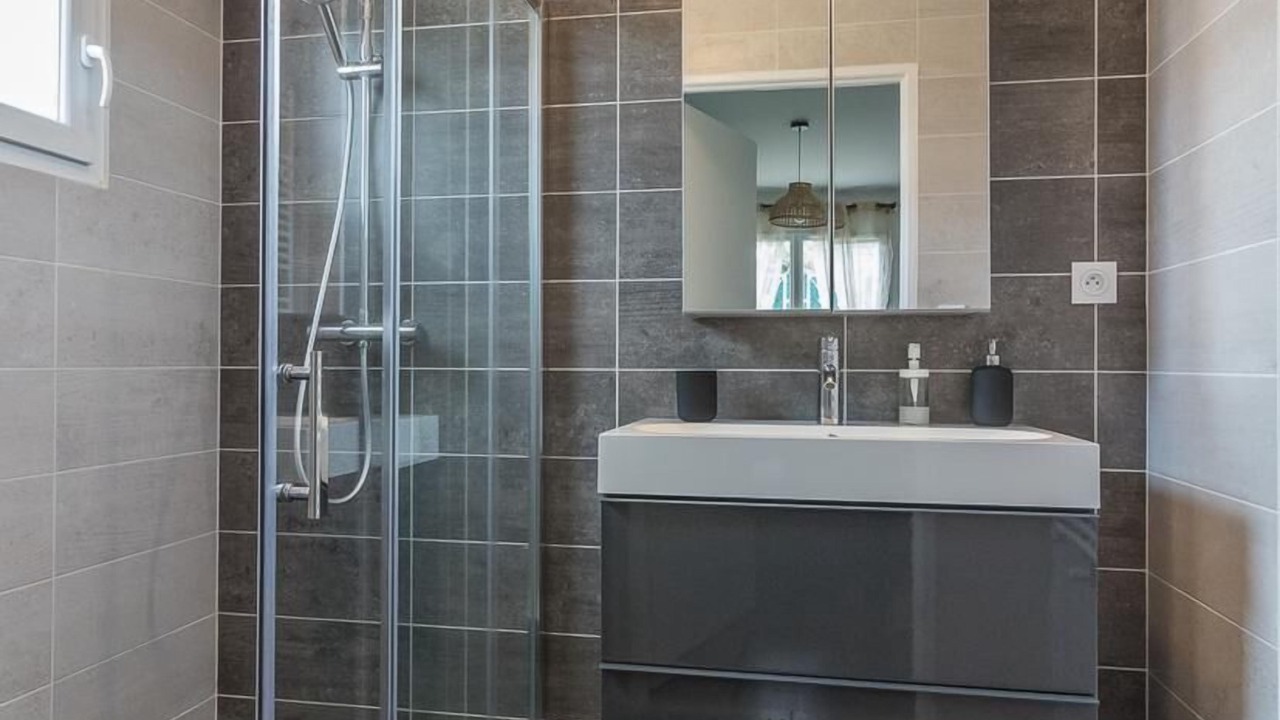 Photo of Bathroom in Castelmaurou