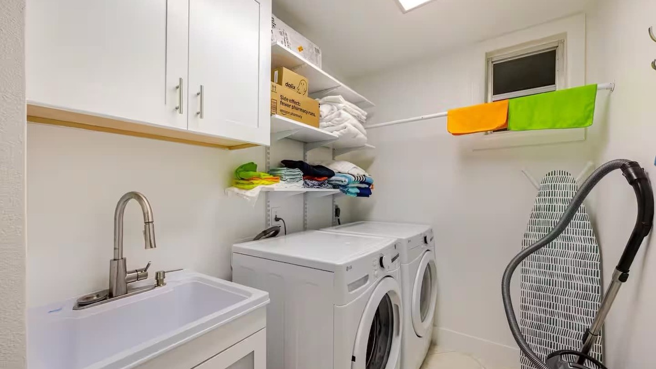 Photo of Others in Eight Lakes