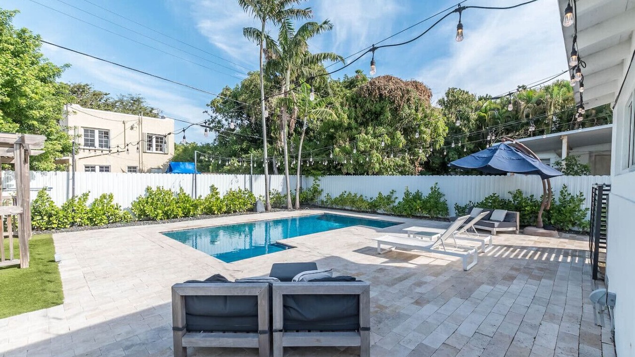 Photo of Outdoor in Coral Way
