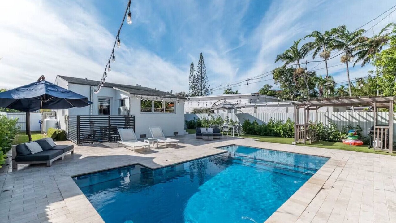 Photo of Outdoor in Coral Way