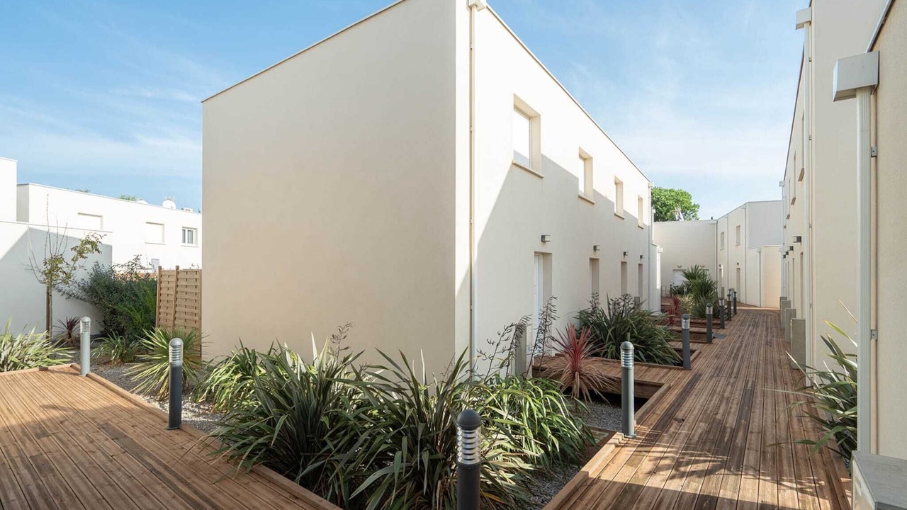 Photo of Outdoor in Serignan