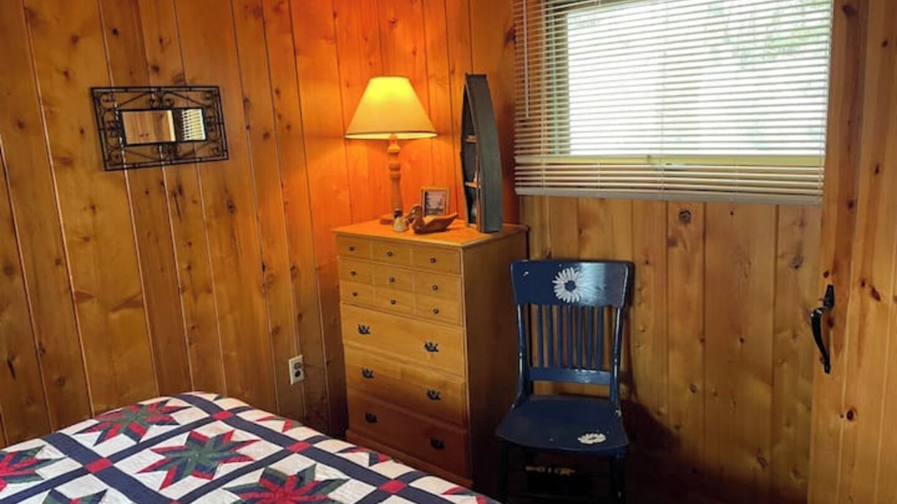 Photo of Bedroom in Grand Marais
