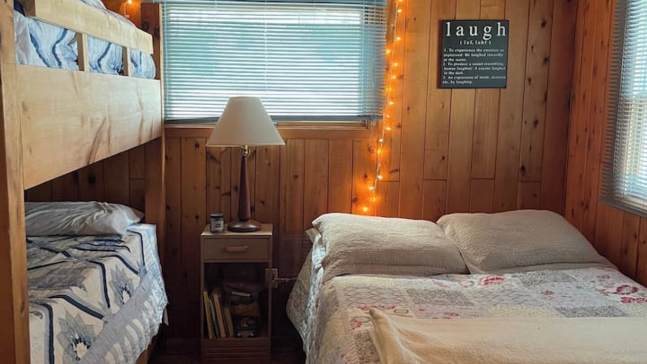 Photo of Bedroom in Grand Marais