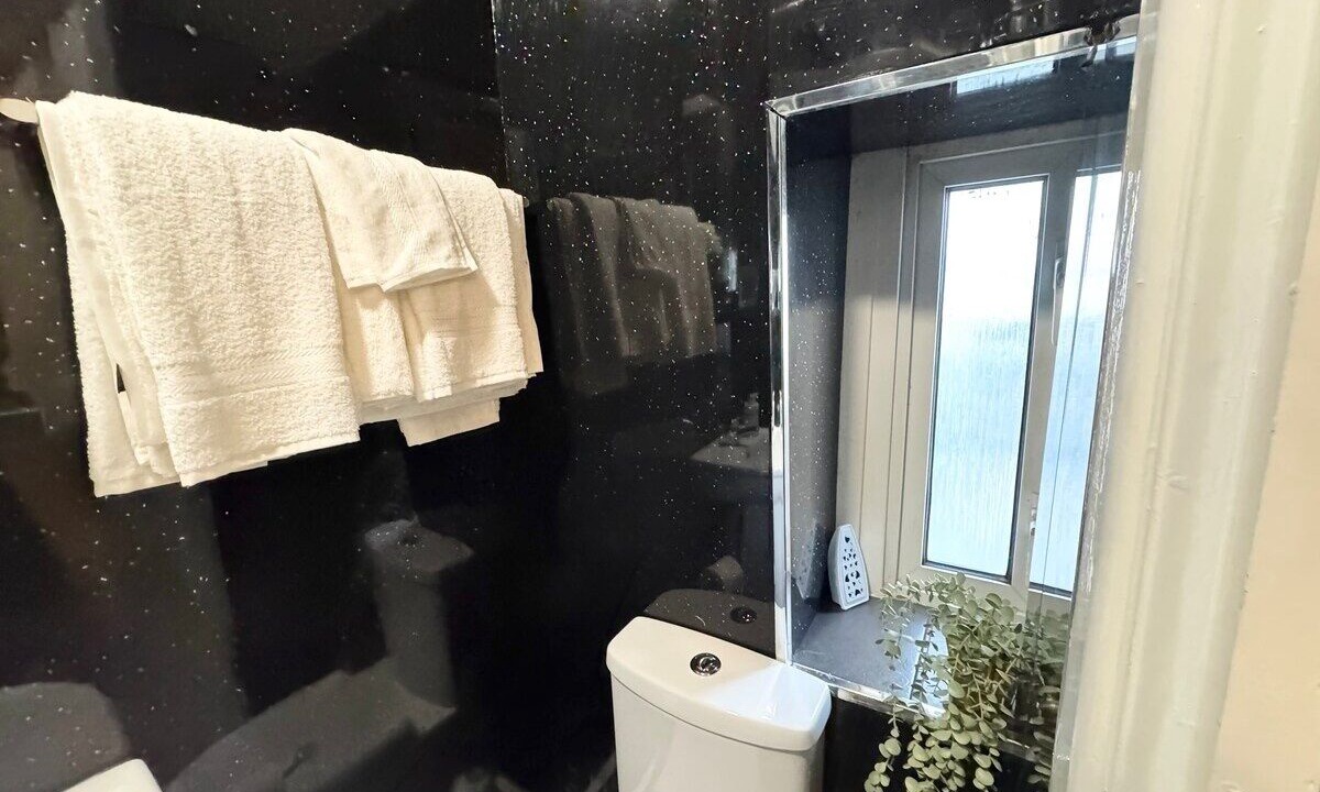 Photo of Bathroom in Barry