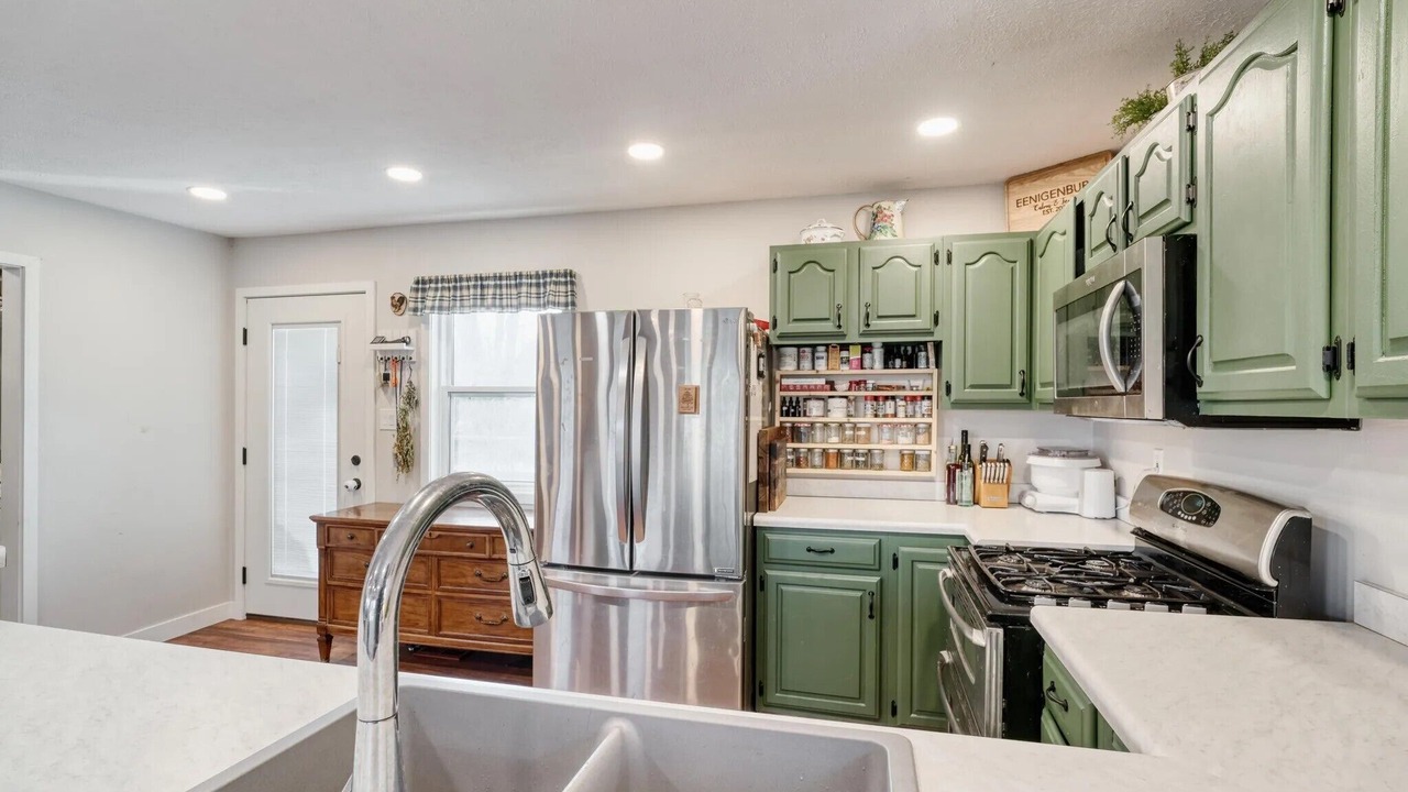 Photo of Kitchen in Thayer