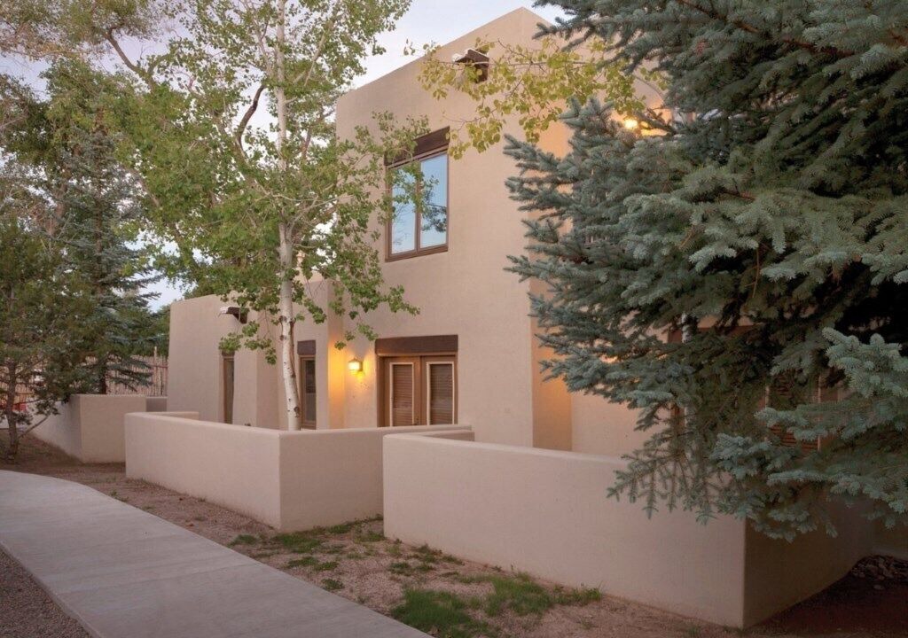 Photo of Others in Taos