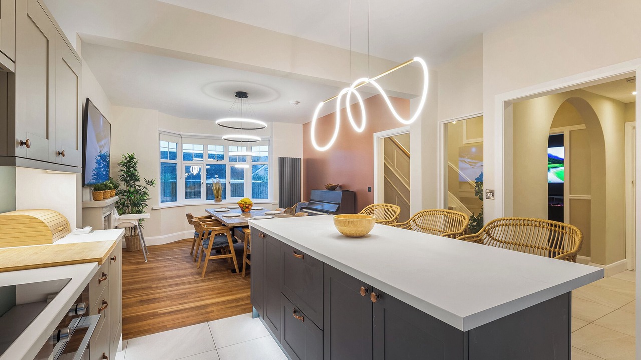 Photo of Others in Borth