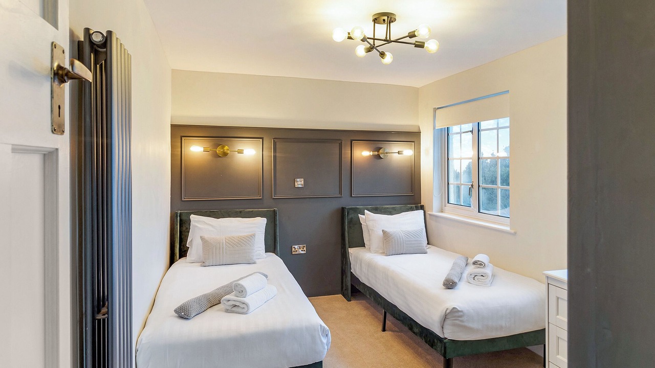 Photo of Others in Borth