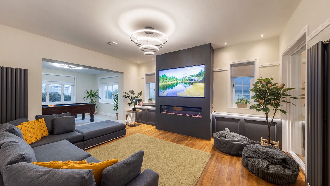 Photo of Others in Borth