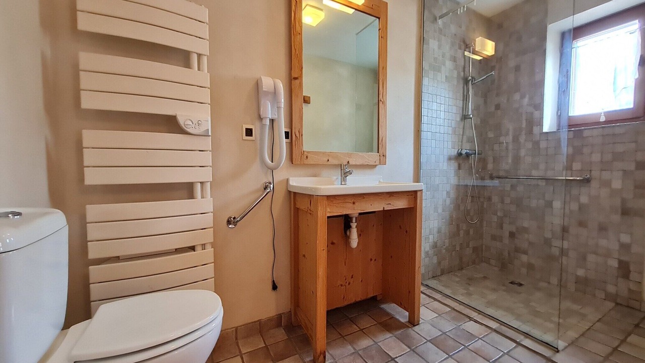 Photo of Bathroom in Venosc