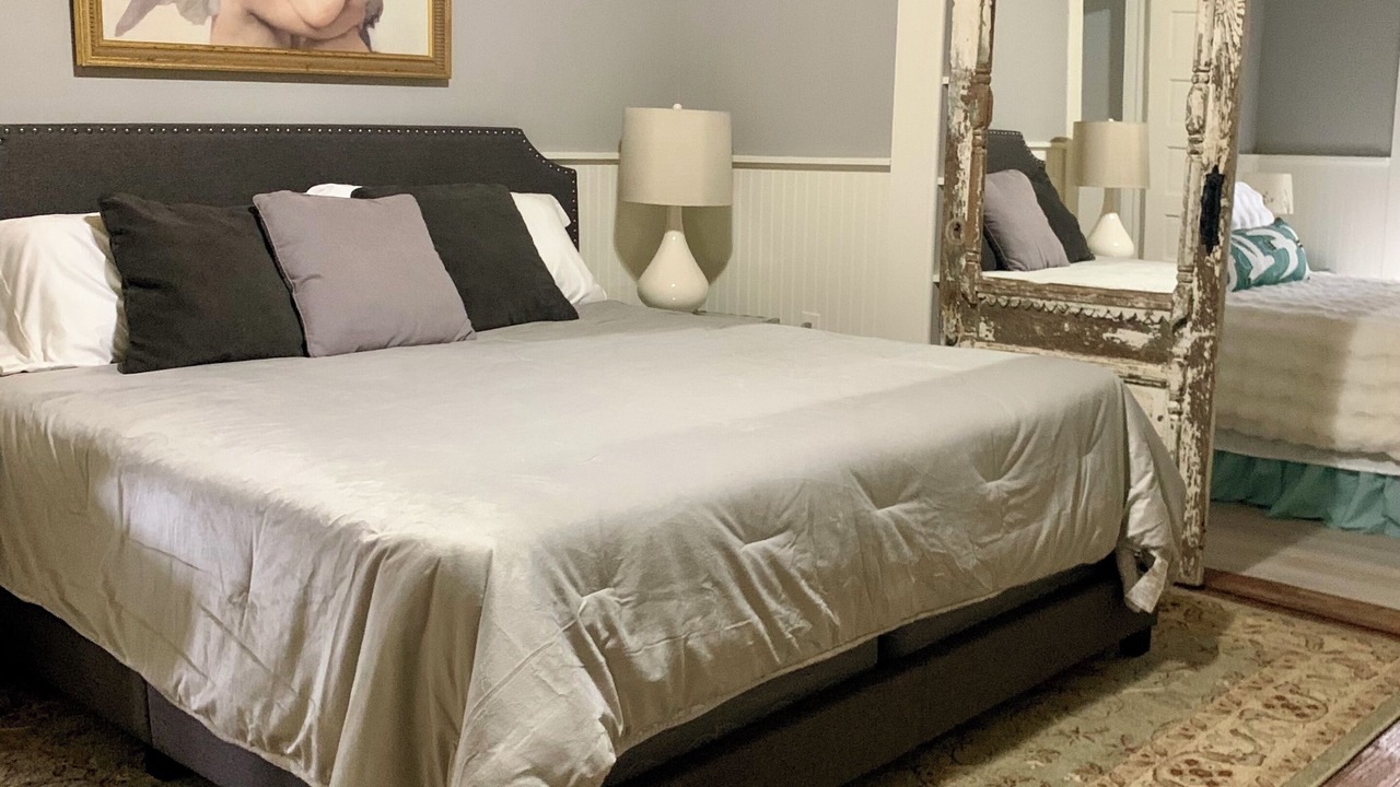 Photo of Bedroom in Kyle