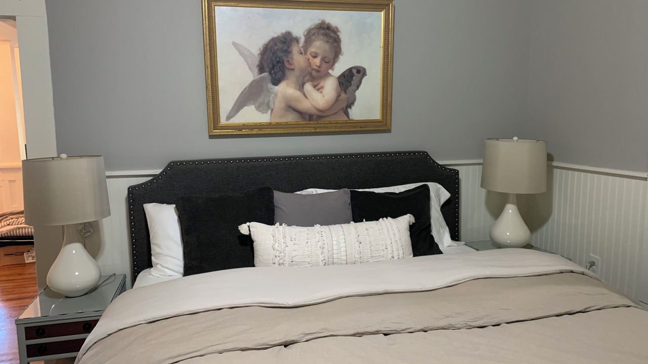 Photo of Bedroom in Kyle