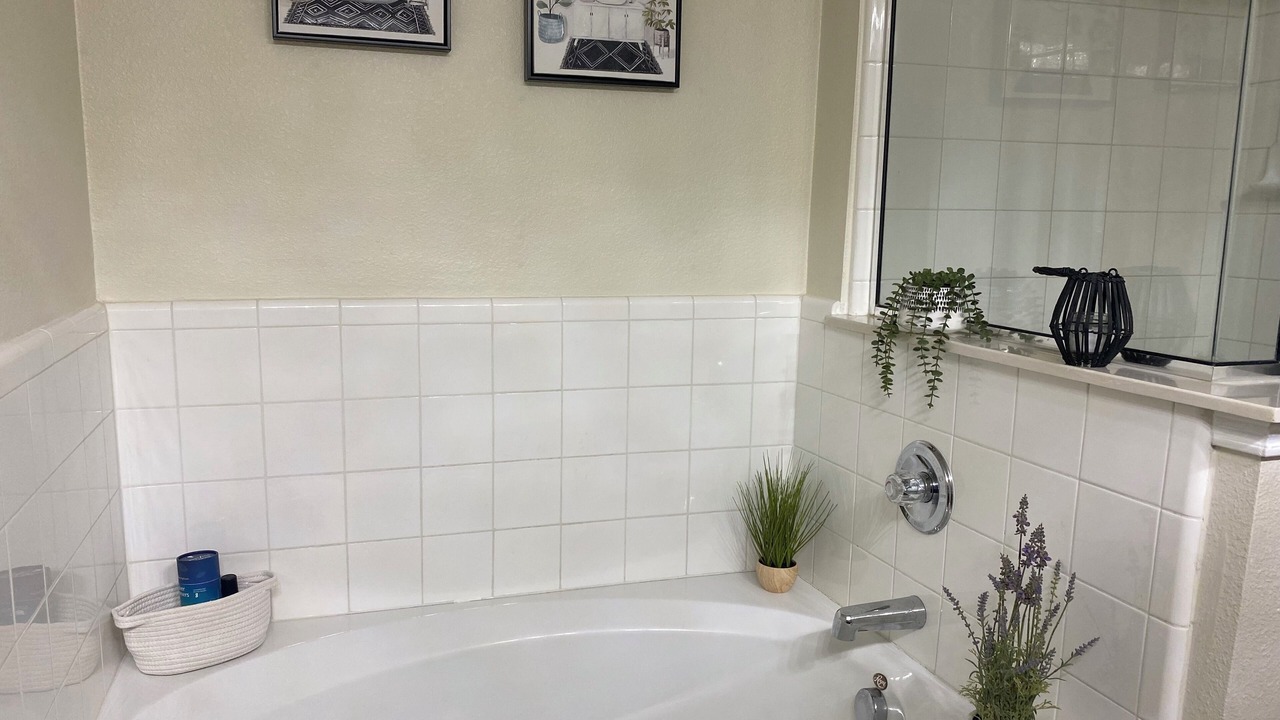 Photo of Bathroom in Cedar Hill