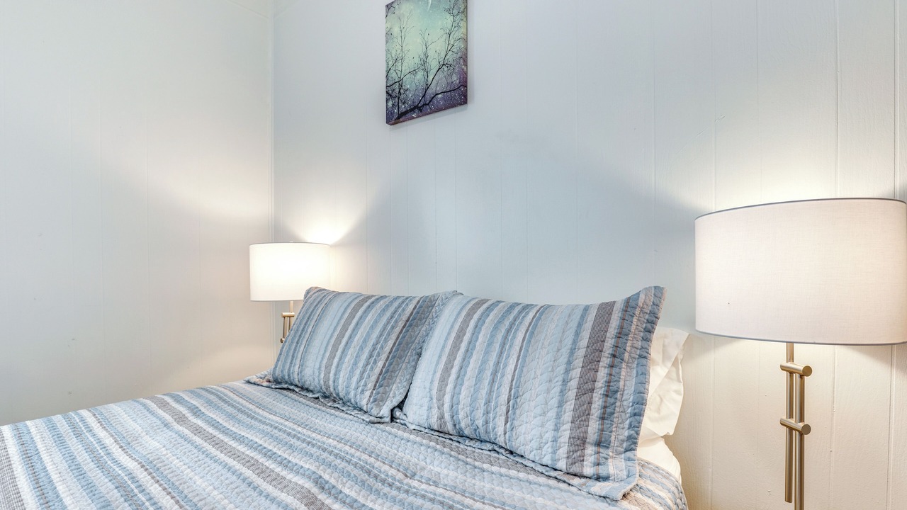 Photo of Bedroom in Corning