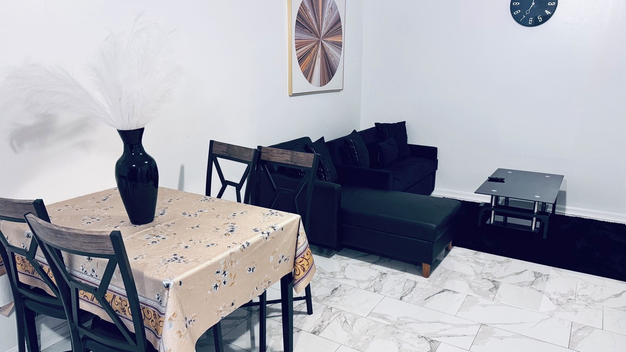 Photo of Livingroom in Beltsville