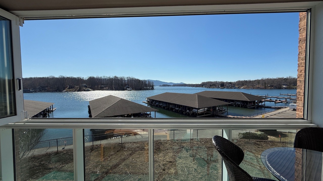 Photo of Outdoor in Huddleston