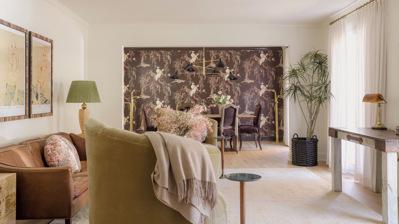 Photo of Livingroom in Forest Hills