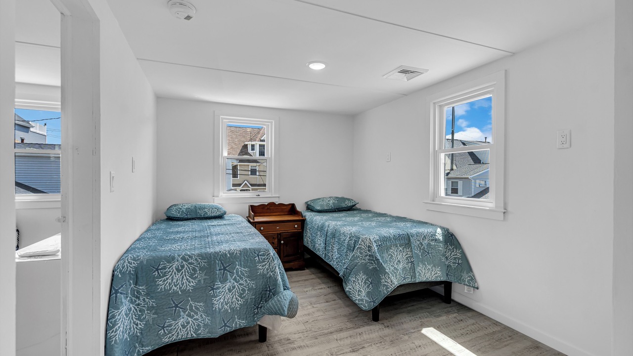 Photo of Bedroom in Ocean Beach III