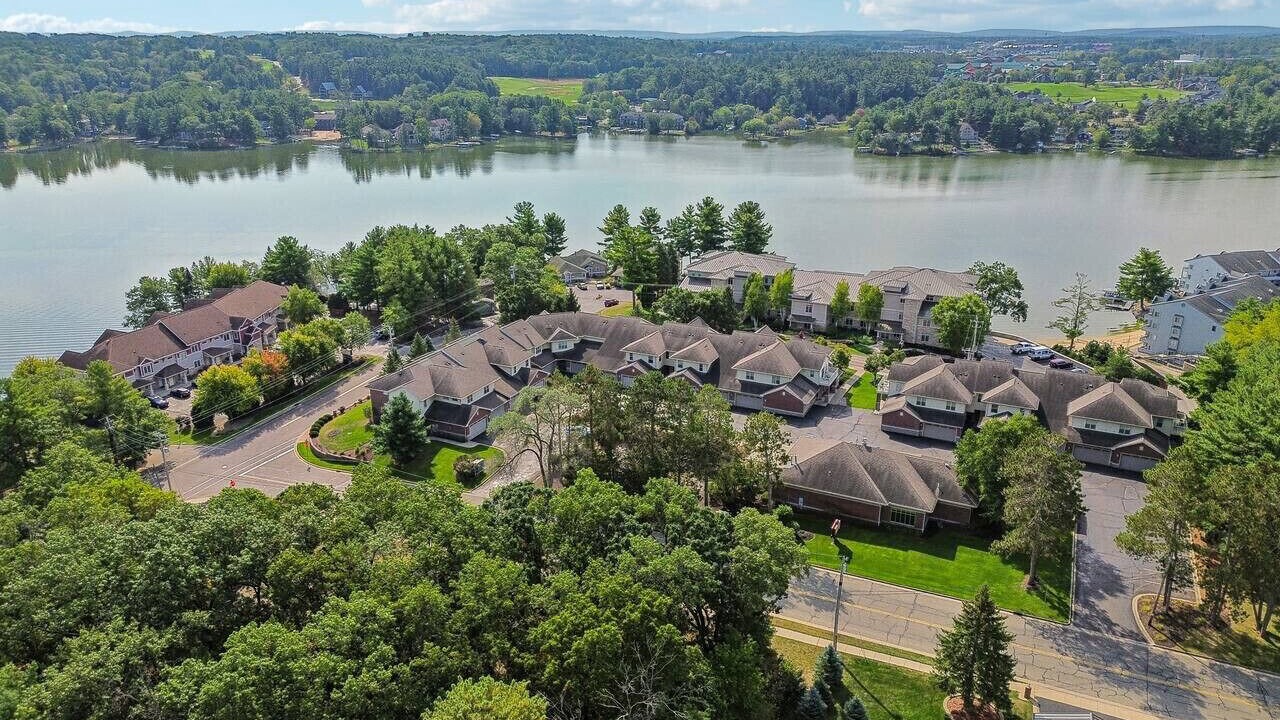 Photo of Others in Lake Delton