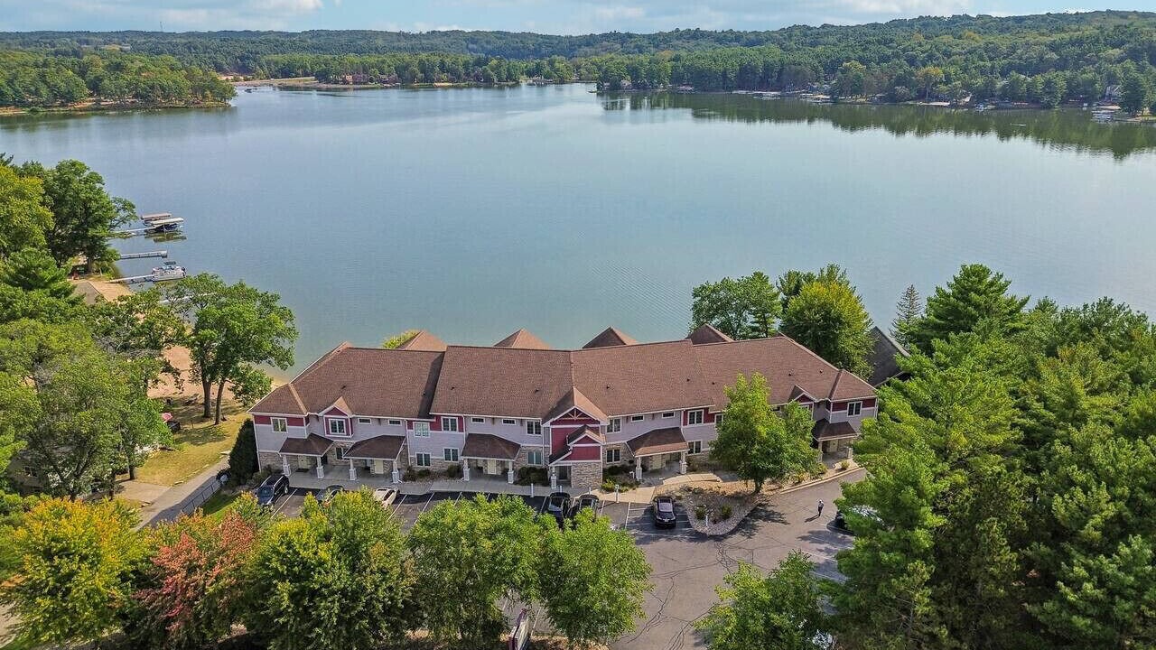 Photo of Others in Lake Delton