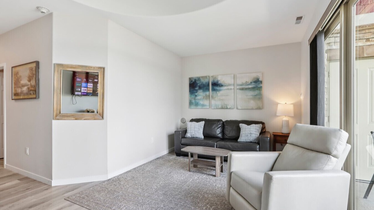 Photo of Livingroom in Lake Delton