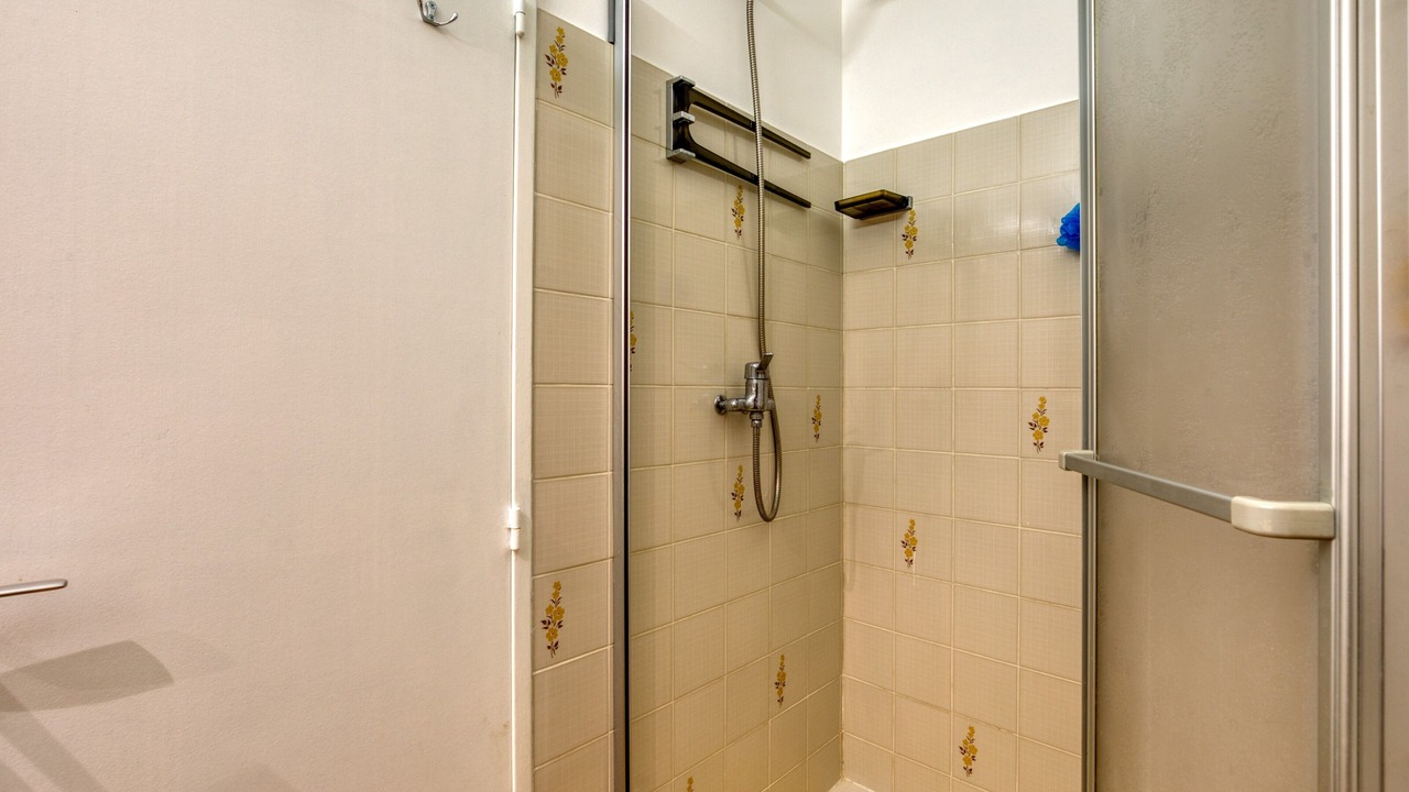 Photo of Bathroom in Le Grau-Du-Roi