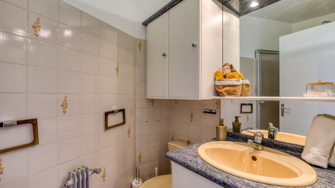 Photo of Bathroom in Le Grau-Du-Roi