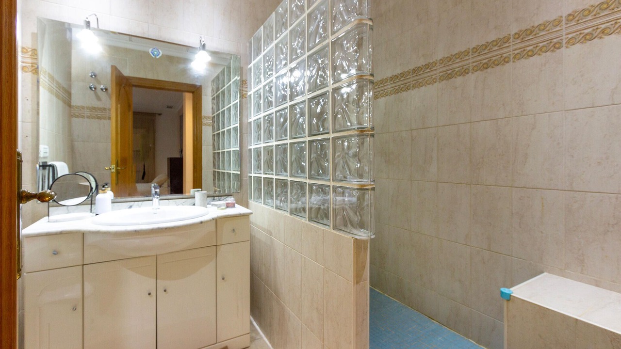 Photo of Bathroom in Elche