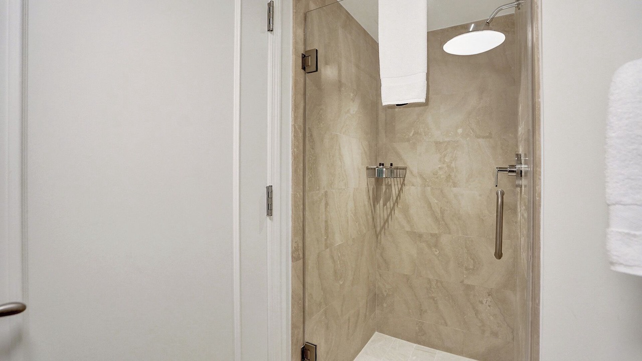Photo of Bathroom in Mid Beach