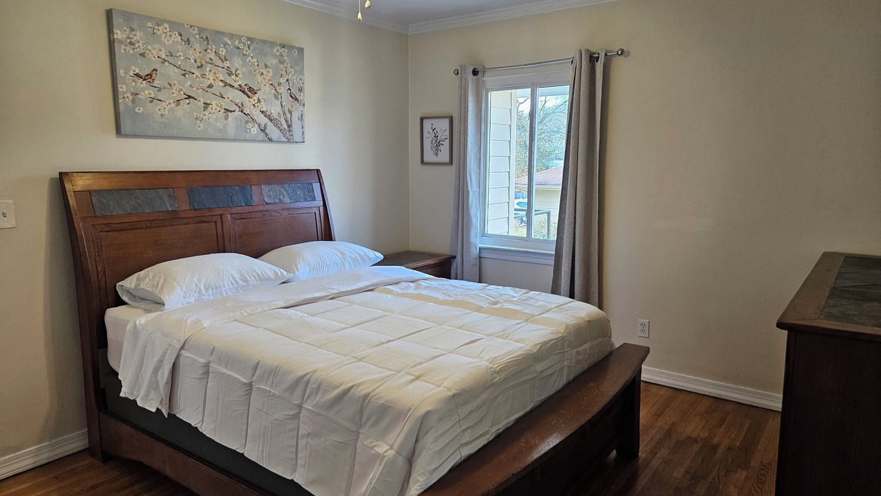 Photo of Bedroom in Red Bank
