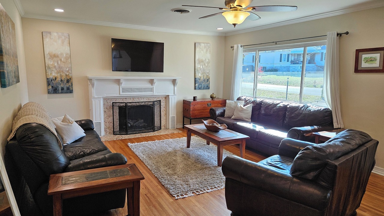 Photo of Livingroom in Red Bank