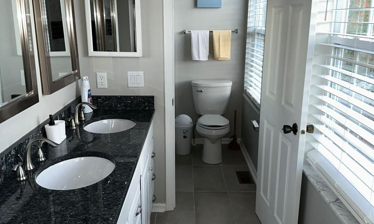 Photo of Bathroom in Reynoldsburg
