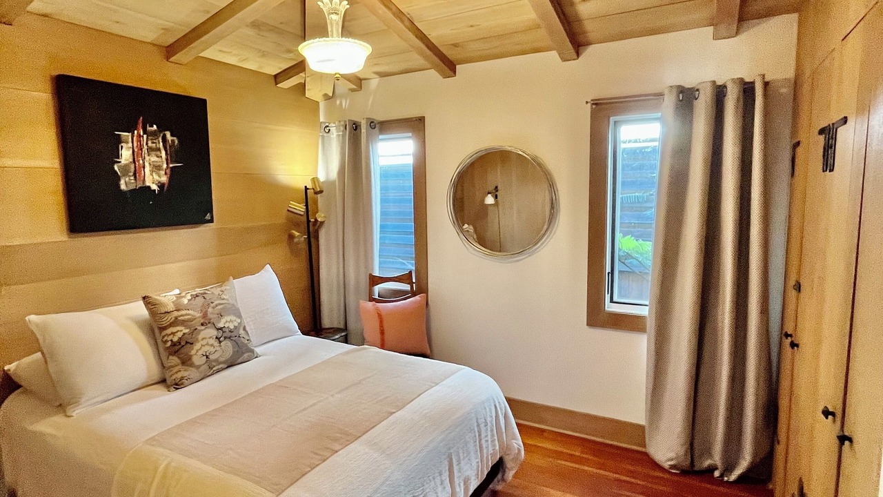 Photo of Bedroom in Three Arch Bay