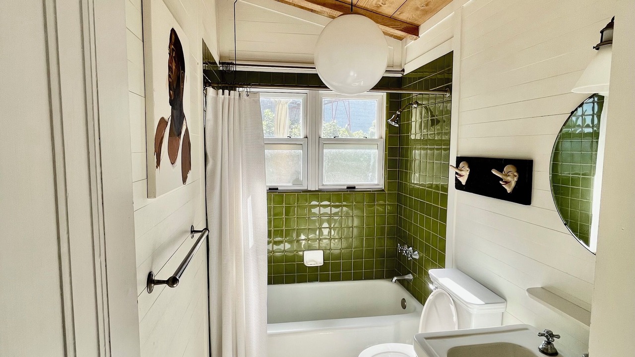 Photo of Bathroom in Three Arch Bay