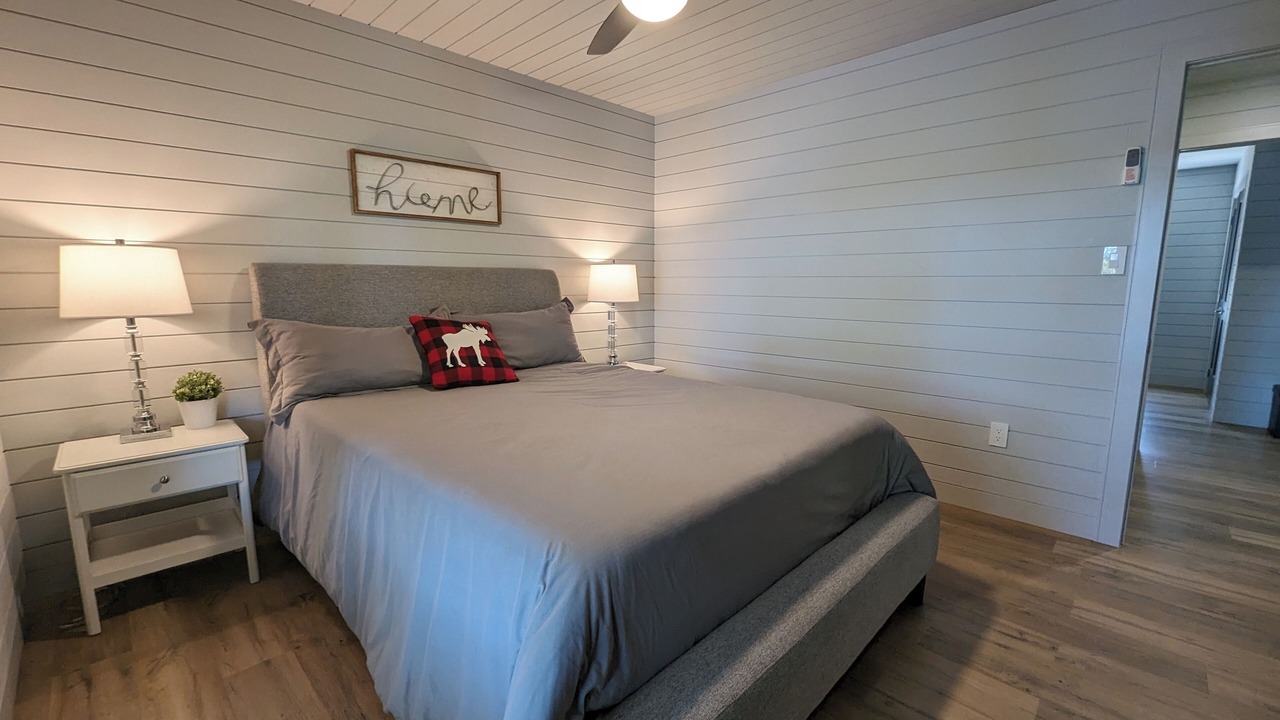 Photo of Bedroom in North Kawartha