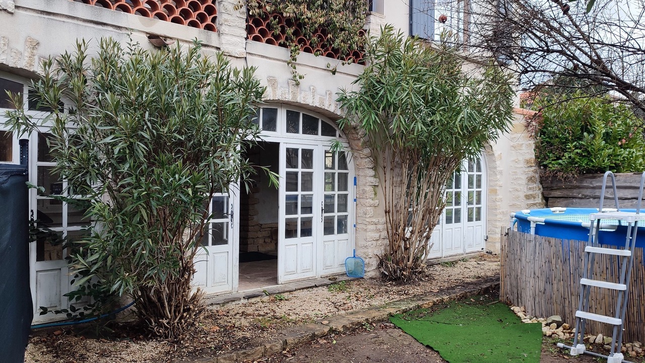 Photo of Patio Balcony in Viviers