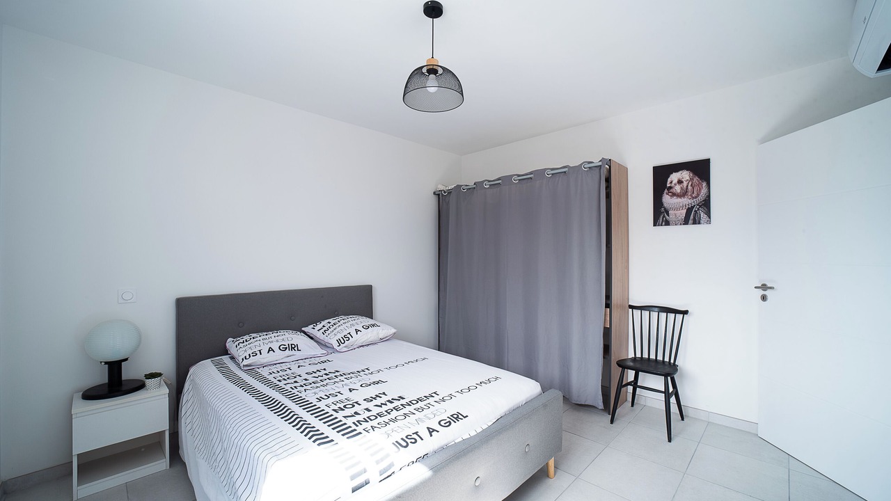 Photo of Bedroom in Pia
