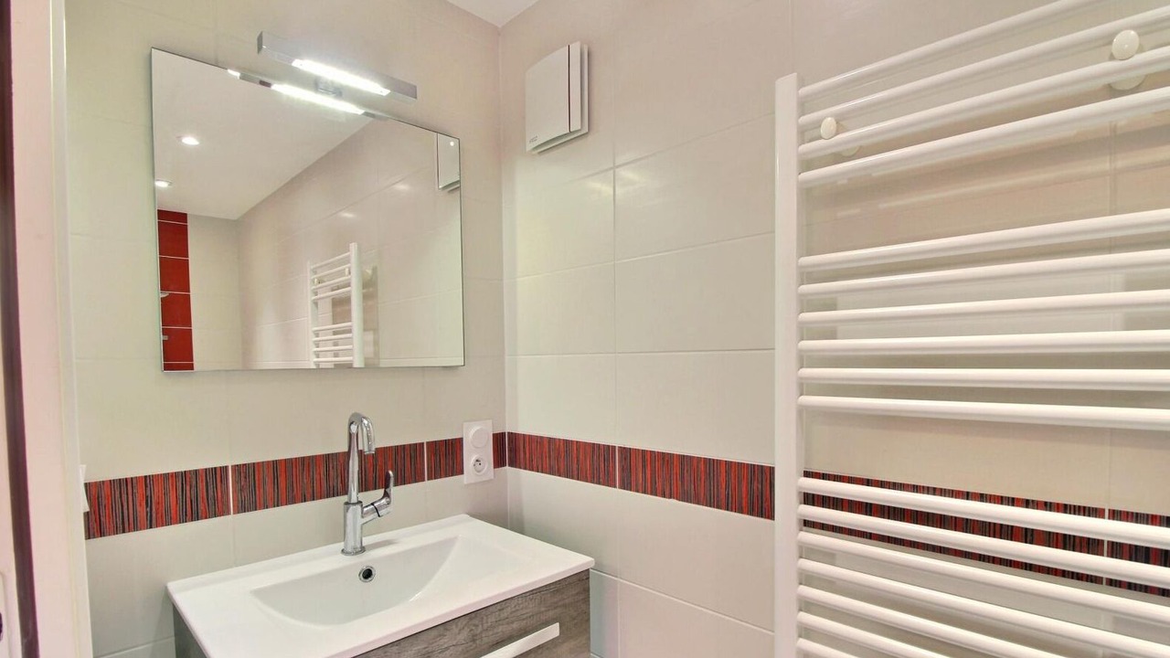 Photo of Bathroom in Guegon