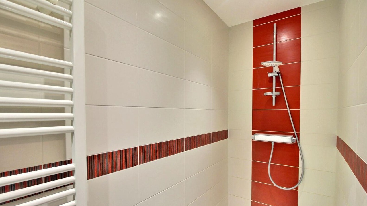 Photo of Bathroom in Guegon