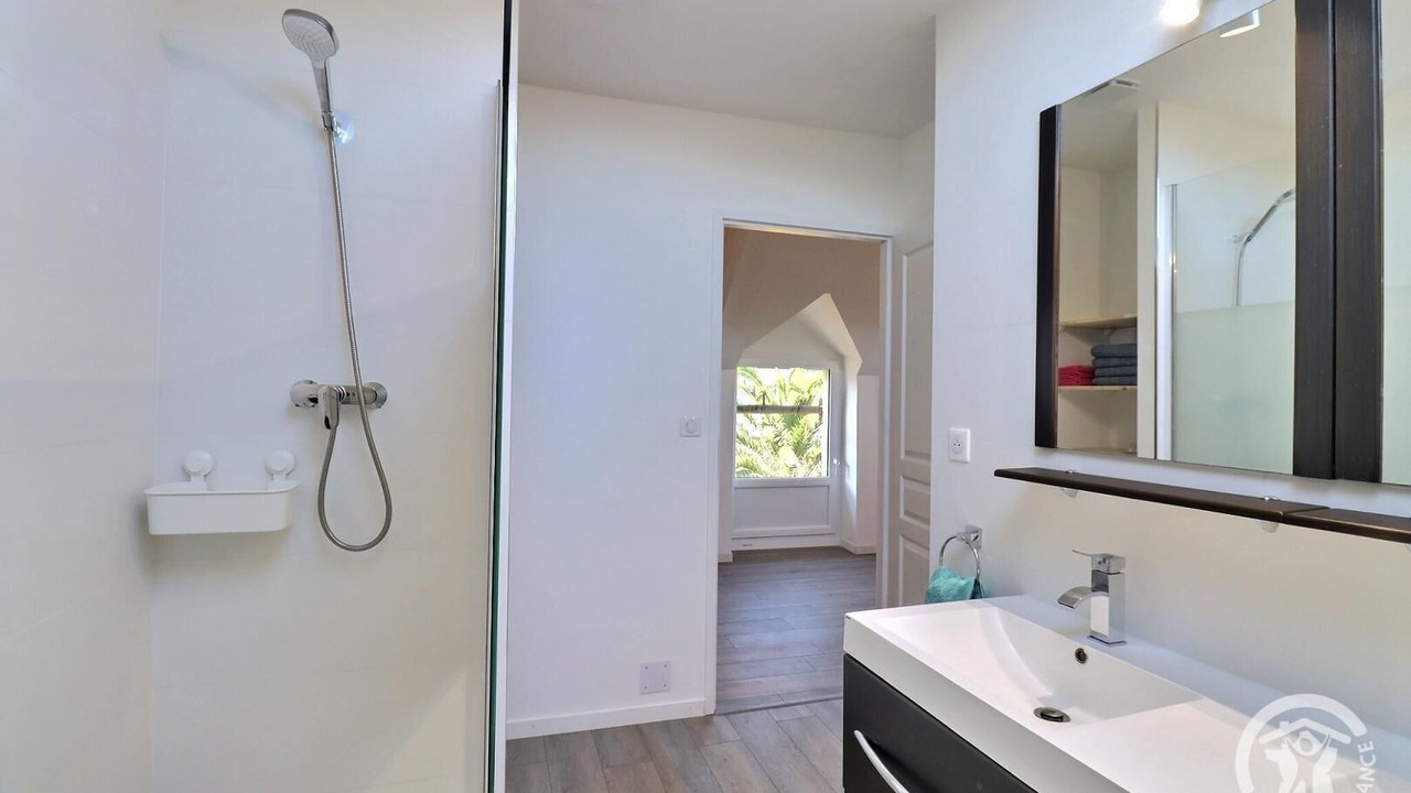 Photo of Bathroom in Miniac-Morvan