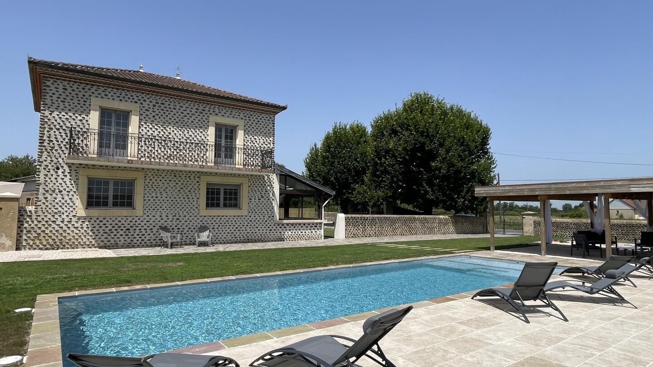 Photo of Outdoor in Lasclaveries