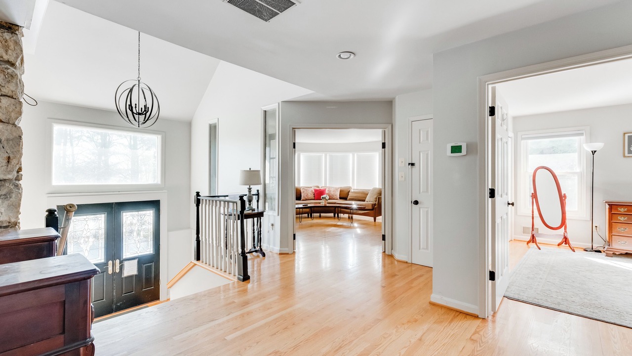 Photo of Bedroom in Lakeview