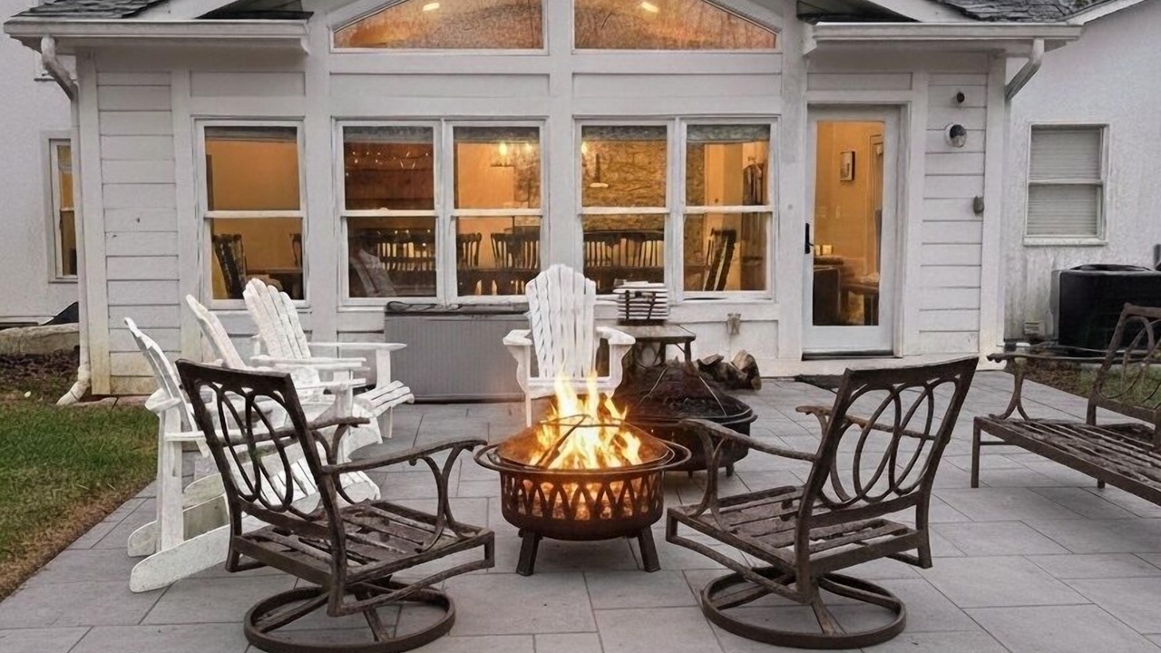 Photo of Outdoor in Lakeview