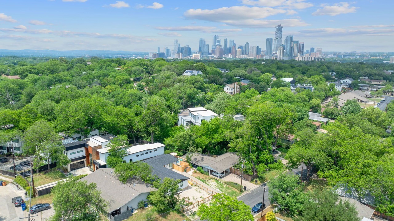 Photo of Others in Greater South River City
