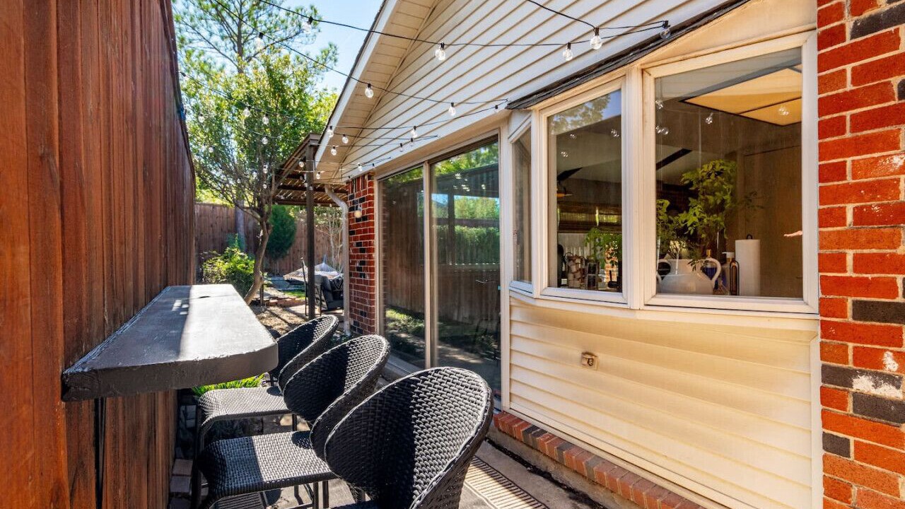 Photo of Outdoor in Addison