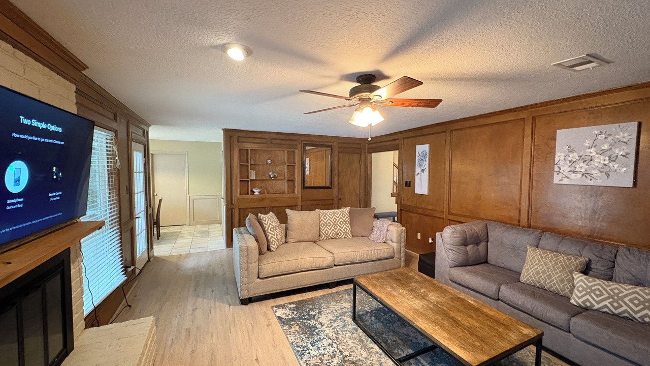 Photo of Livingroom in Kingwood