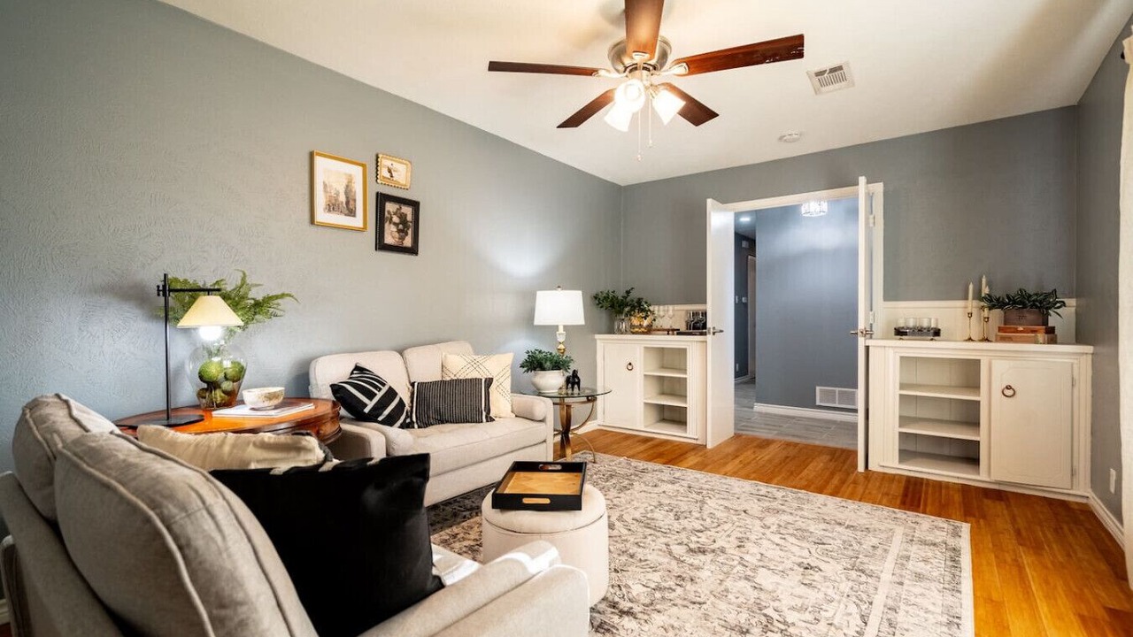 Photo of Livingroom in Richardson