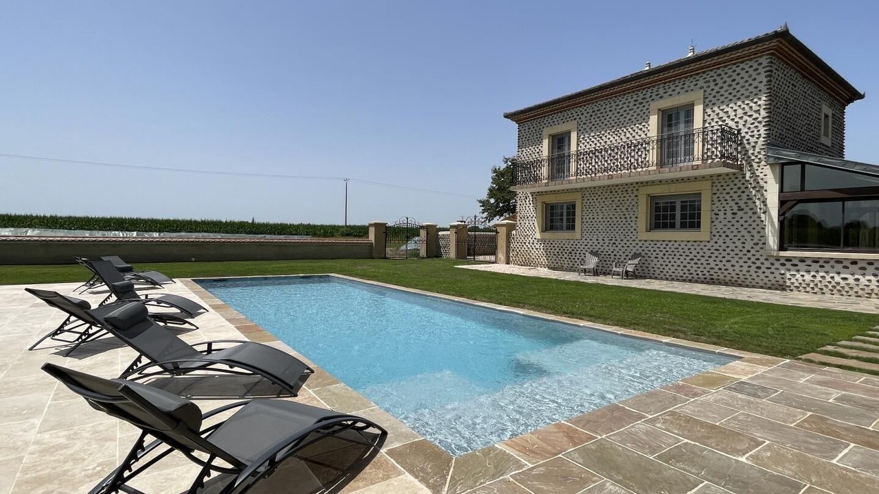 Photo of Outdoor in Lasclaveries