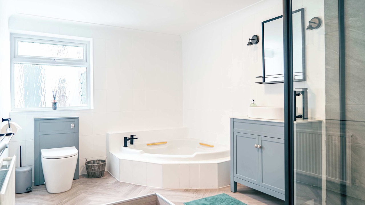 Photo of Bathroom in Fifield